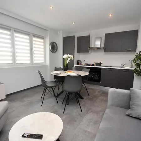 Daire Evasion, Proche Basel, F2 Moderne & Terrasse Saint-Louis (Haut-Rhin)